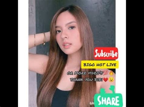 Pinay Walker Pinapainit Ang Malamig na Gabi .